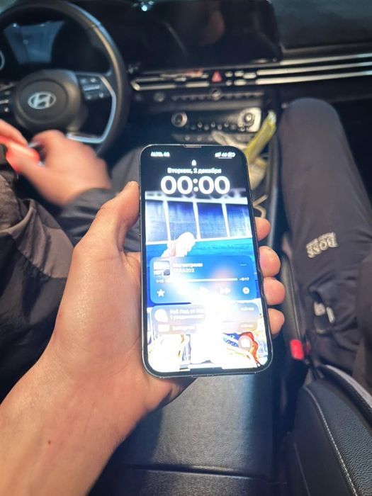 Продам iPhone 13 128gb