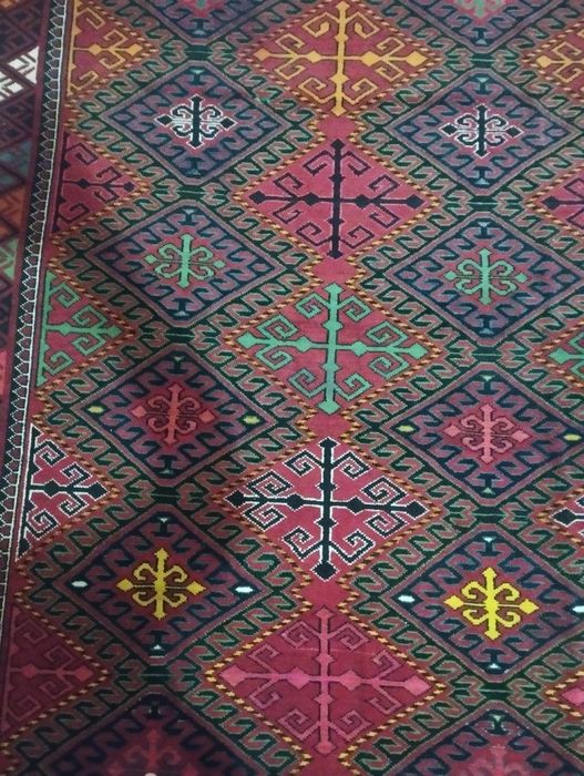 Turkman gilami qoʻl mehnati