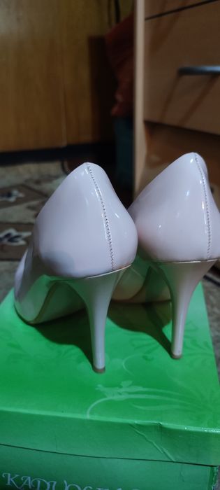 Официални обувки Мегияс