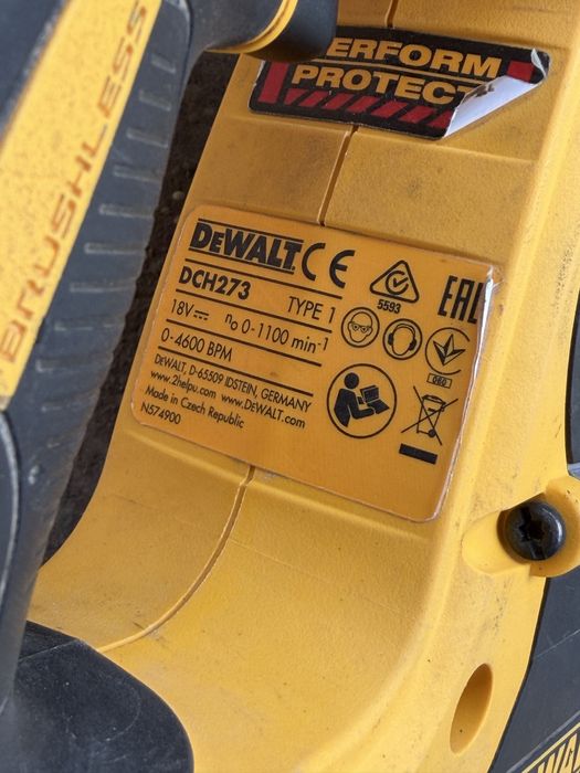 Dewalt DCH273 перфоратор +лед фенер