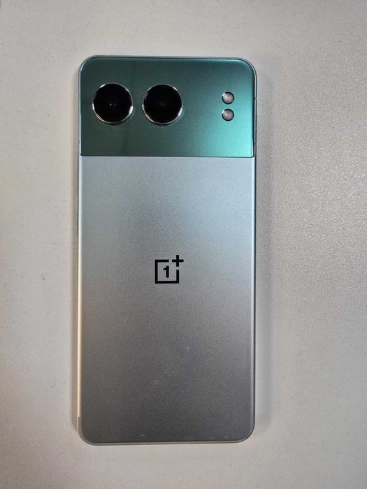 Oneplus Nord 4 Oasis Green 256Gb 12Gb RAM, ecran crapat