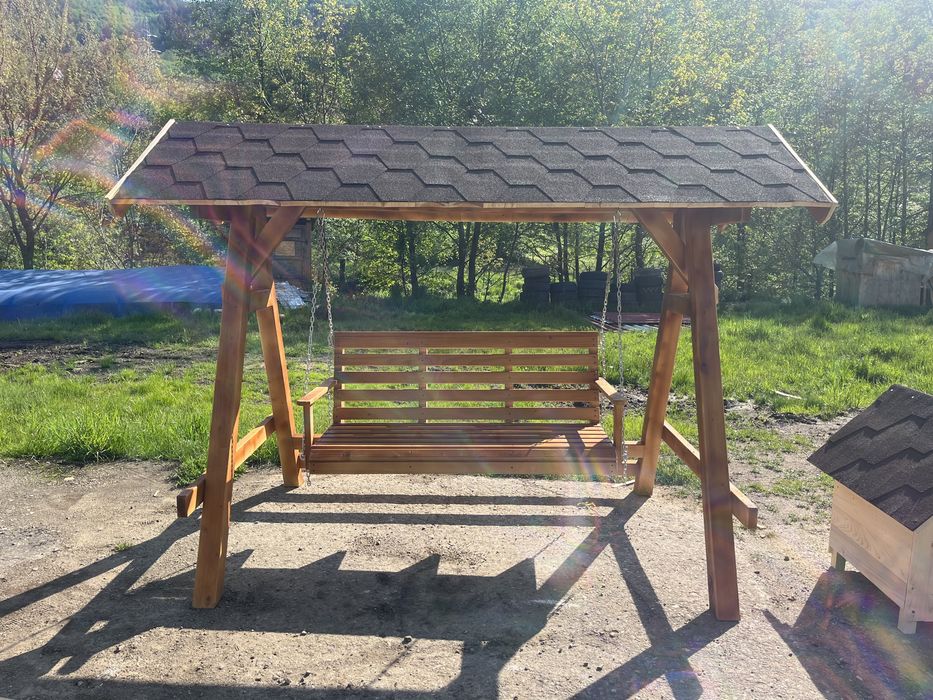 Locuri de joacă din lemn - balansoare, căsuțe, mobilier grădină