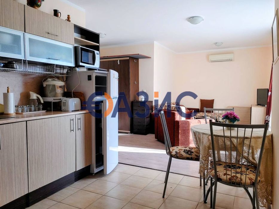 Просторно студио в Свети Никола, Кошарица, България, 60 кв. м, цена 50