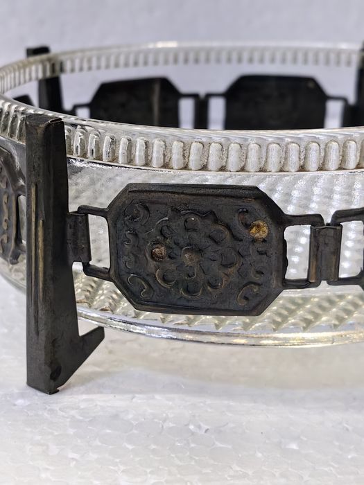 Винтидж купа за бонбони изработена от кристал и мелхиор