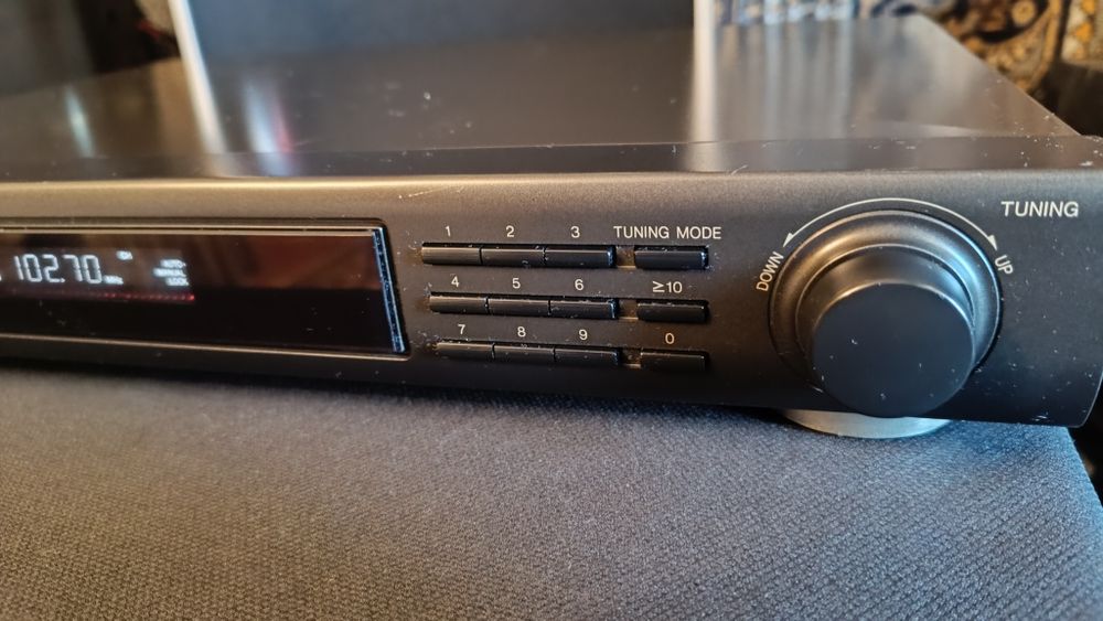 Тюнер Technics st-gt350
