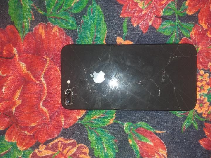 Iphone 8 plus sotiladi