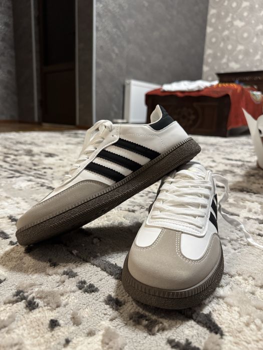 Кроссовка Adidas