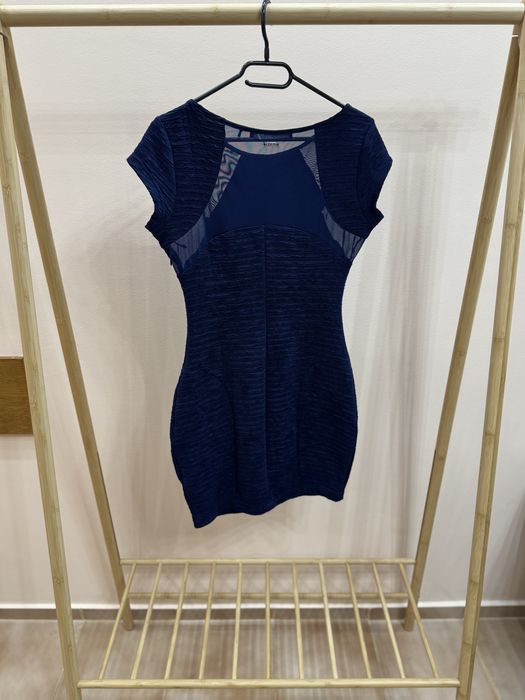 Оригинална рокля Guess