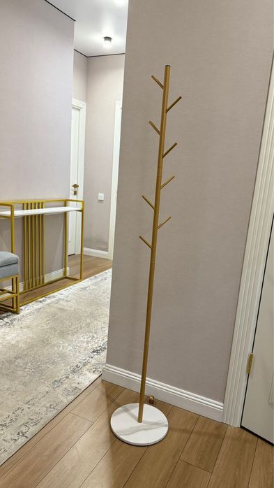 Вешалка напольная