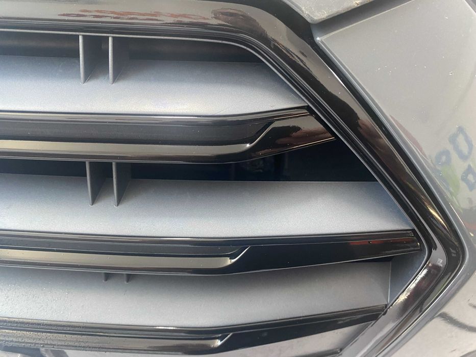 Chrome Delete - Piano Black - Colantari trimuri auto - Shadowline