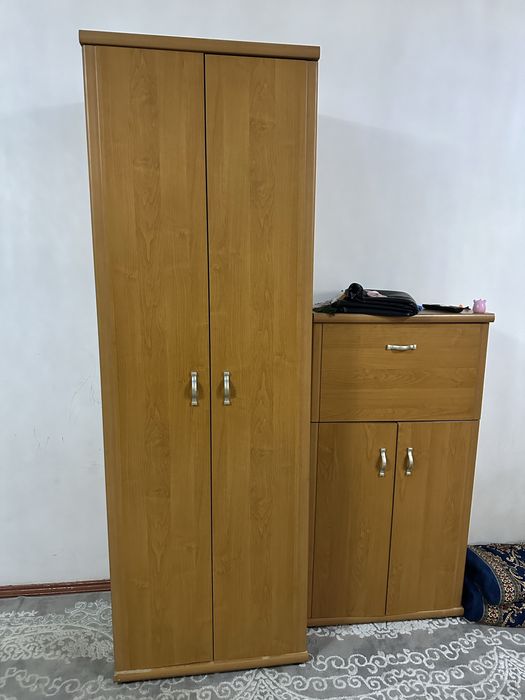 Шкаф шкафчик продается