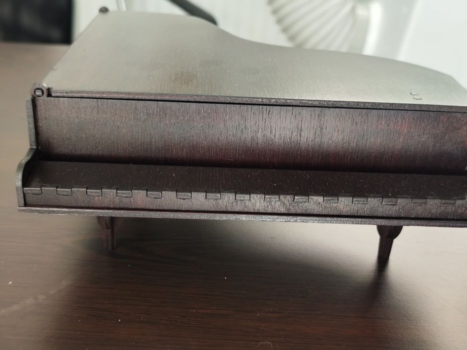 Пиано/ Роял - кутия