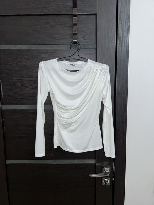 Кофточка/лонгслив белая