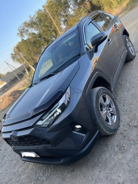 Продам тoyota RAV4