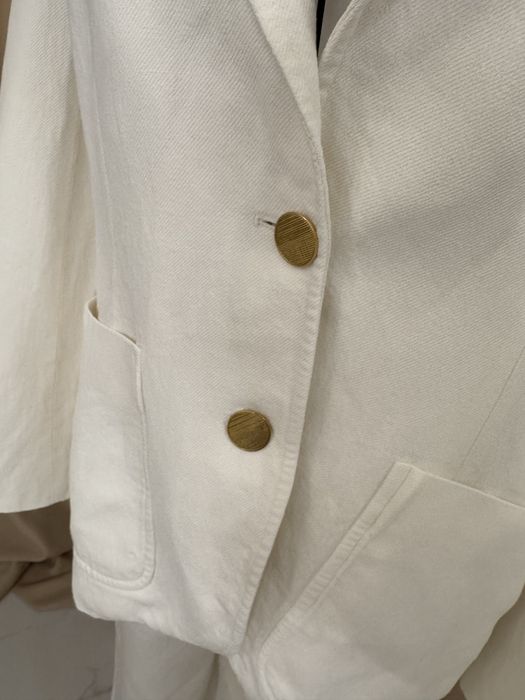 Бял костюм Zara дънков , сако и панталон