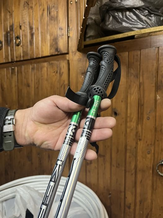 Ски обувки ски и щеки