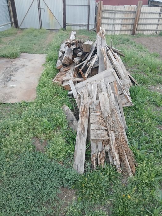 Отдам дрова самовывоз