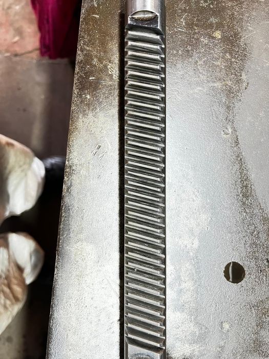 Продам рулевую рейку WV T4