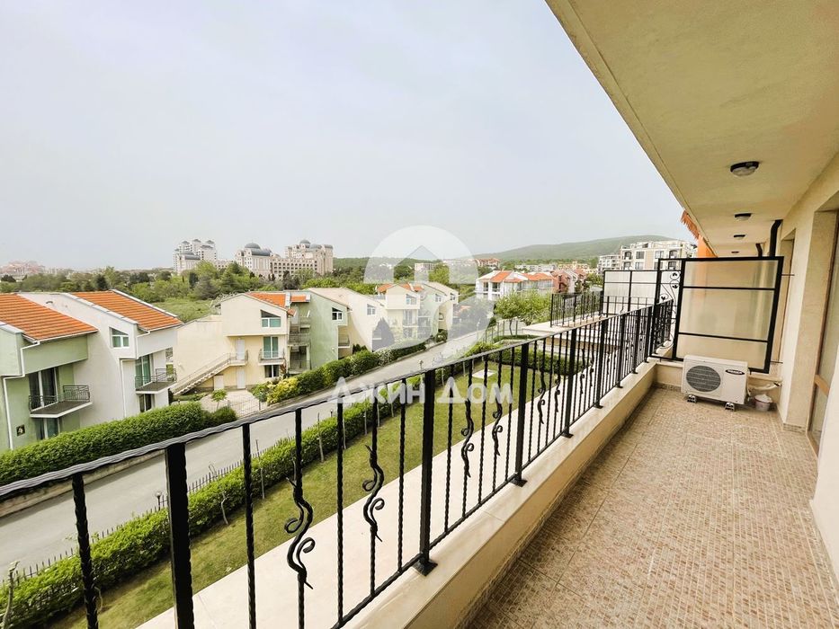 Продава се Тристаен апартамент в Свети Влас - 139 кв.м за 1583 €/кв.м - Снимка #11