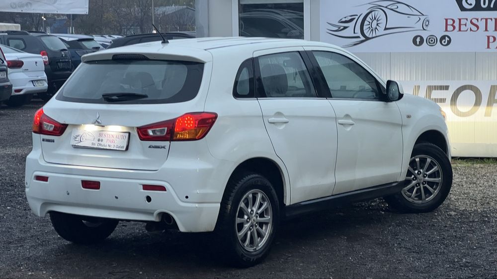Mitsubishi ASX 2012 • 1.8 Diesel • 4x4 • Unic propietar •