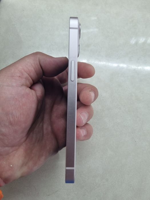 Iphone 13 Pink розов
