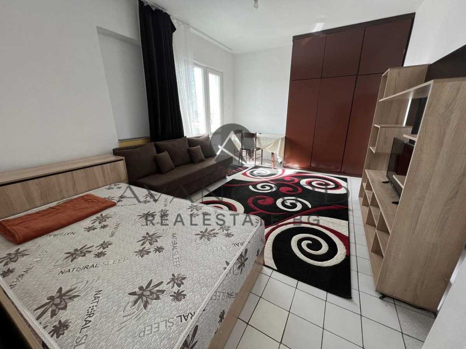 Продава се Едностаен апартамент в Пловдив, Тракия - 36 кв.м за 1584 €/кв.м - Снимка #1