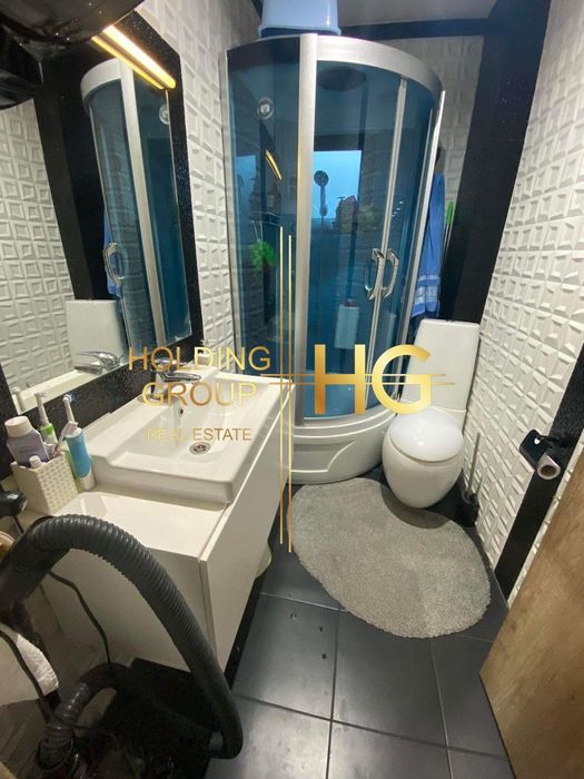 Продава се Тристаен апартамент в Варна, Възраждане 3 - 110 кв.м за 1682 €/кв.м - Снимка #8