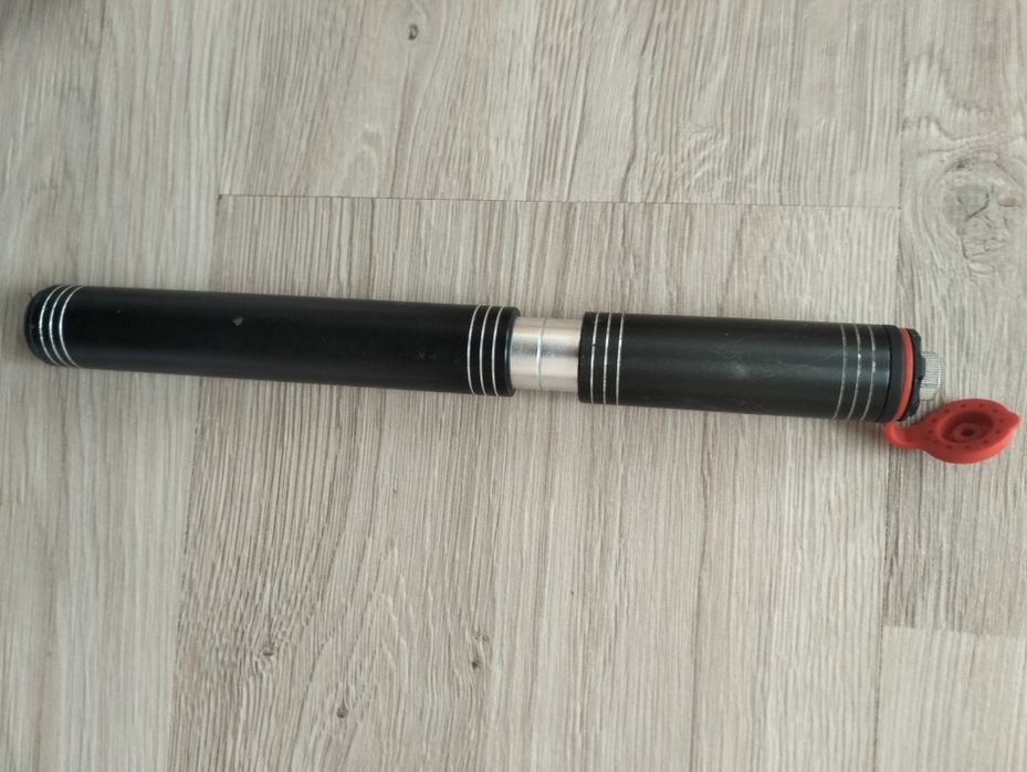 Насос для велосипеда