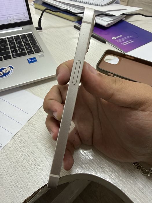 Продается Iphone 13