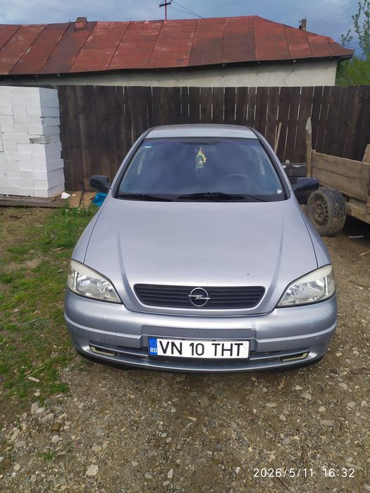 Opel Astra an 2004