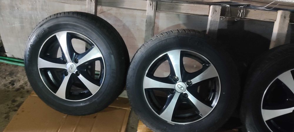 Продам резину на Приору