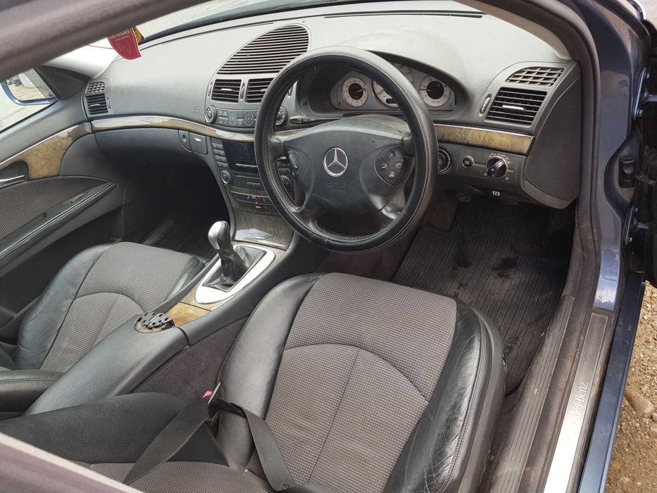 Mercedes E-class W211 2.2 cdi usa fata/usa spate/capota spate