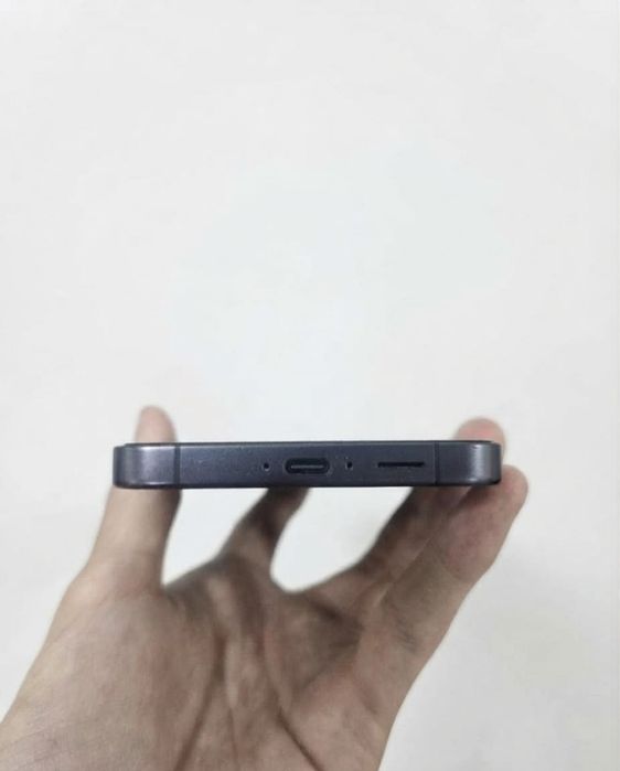 Samsung Galaxy FE 24 128 GB продаётся