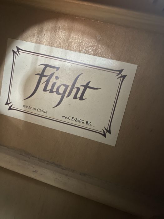 Акустическая гитара Flight