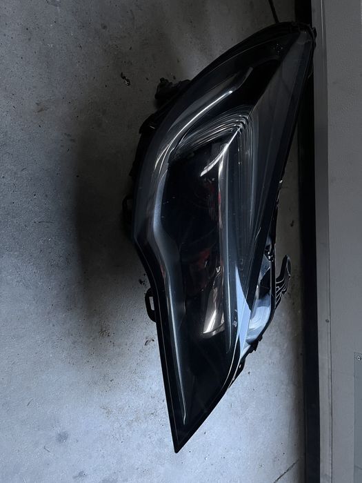 Far/Faruri stânga-dreapta Opel Astra K