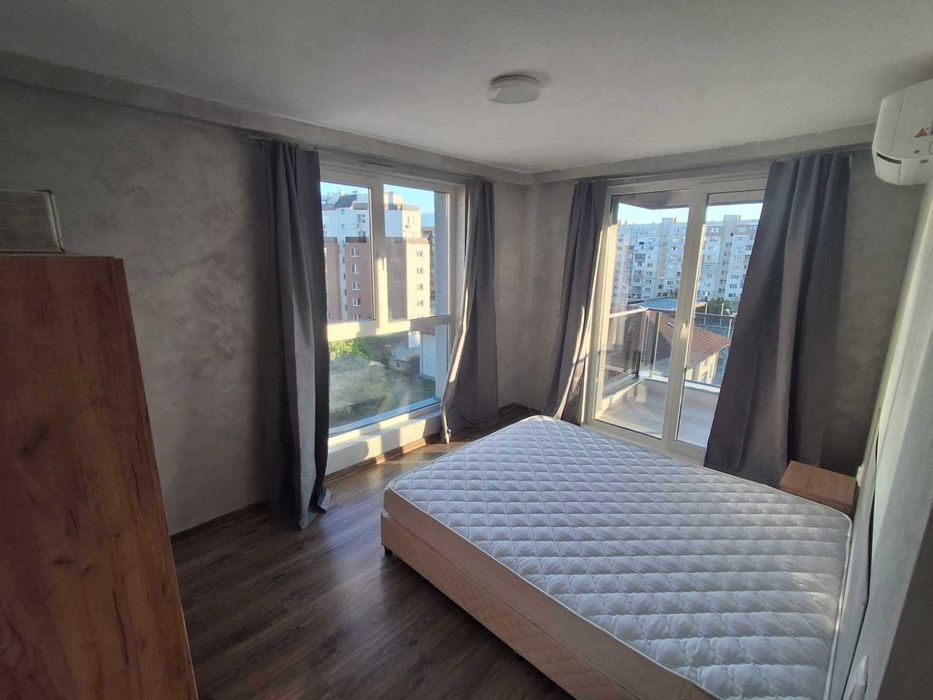 Тристаен имот в кв.Връбница 2