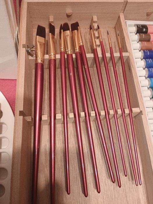 Vând set de acoarele