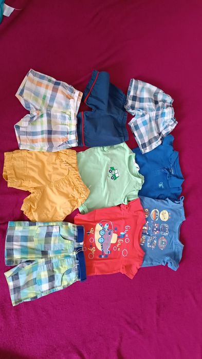 Lot hăinuțe copii.Tricouri și pantaloni scurți măsură 74.