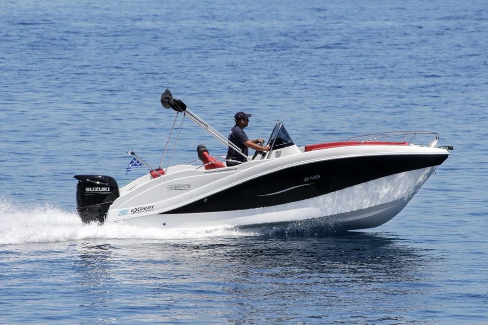 Моторна лодка Oki Barracuda 545