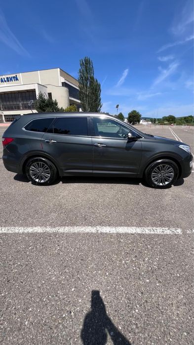 Hyundai Grand Santa Fe AWD  CRDi  197CP