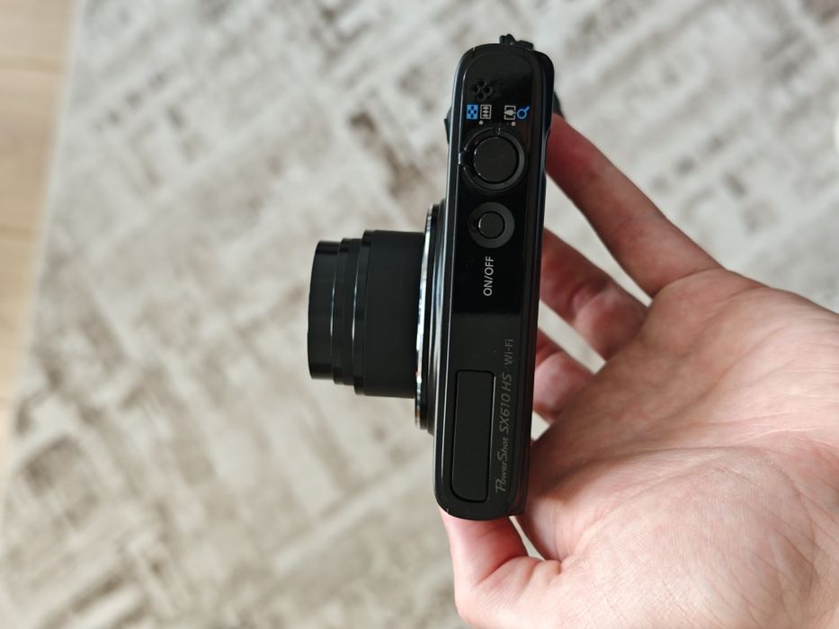 Canon PowerShot SX610 HS (Комплект)