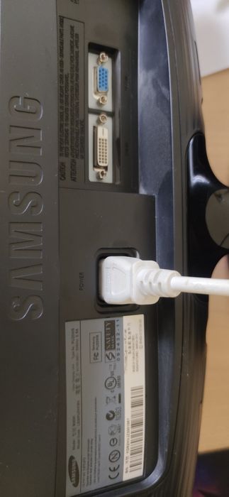 Монитор 20" Samsung