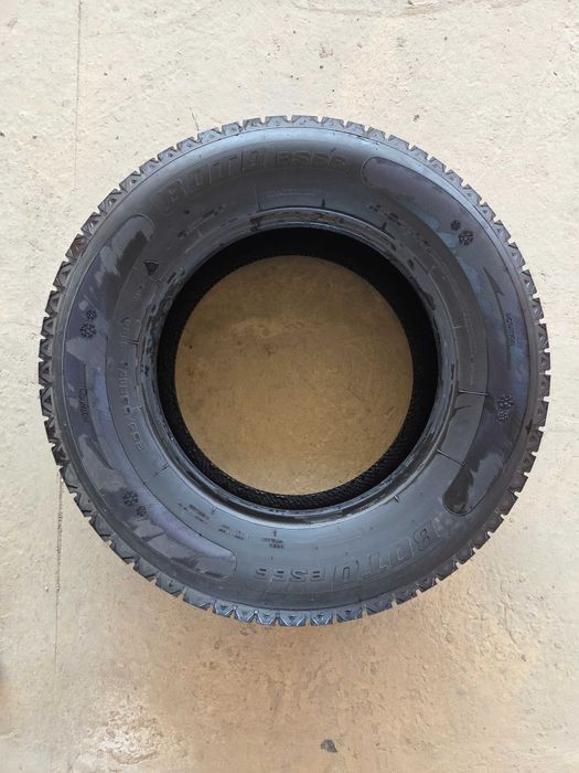 Комплект зимних шин