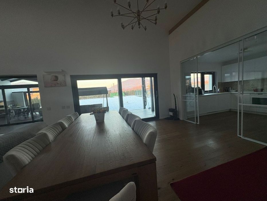 Vanzare – Casa Tautii Magheraus cu jacuzzi si panouri fotovoltaice