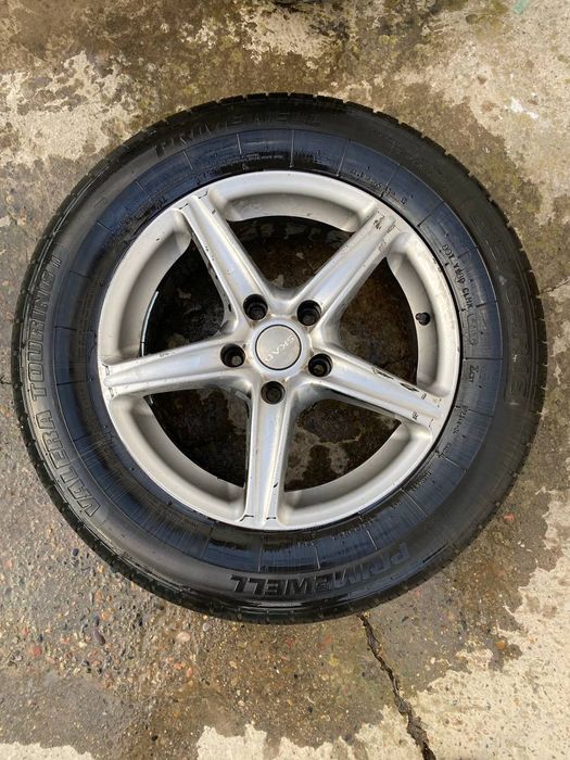 Продам комплект дисков с летними шинами