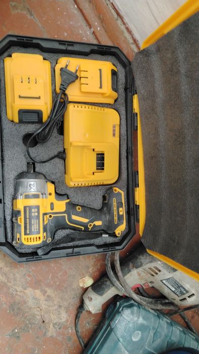 Универсал  бағасы 20 мың