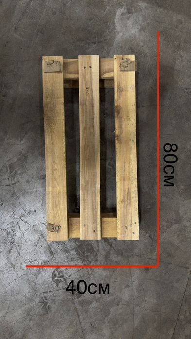 Продам поддоны маленькие не евро