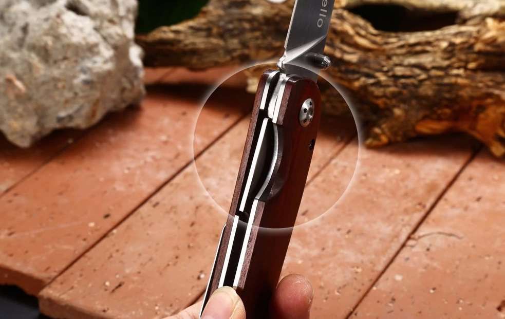 Briceag cu maner din lemn –Liner lock