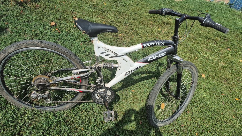 Bicicleta DHS Matrix