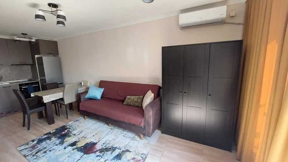 Дава се под наем Двустаен апартамент в София, Люлин 10 - 62 кв.м за 418.71 € - Снимка #2